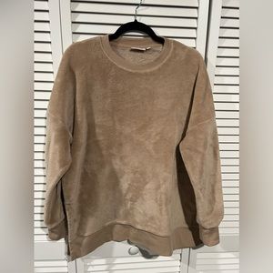 SO cozy fleece sweater size L